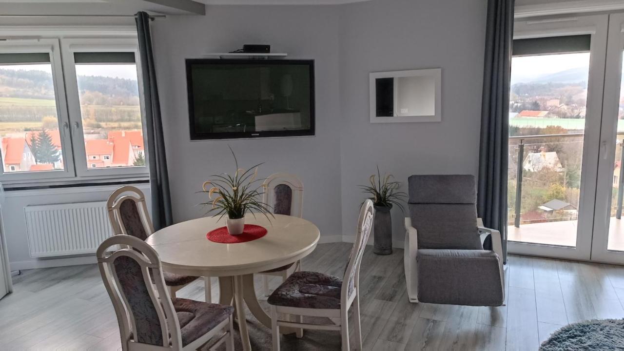 Apartamenty Podzamcze Walbrzych Bagian luar foto