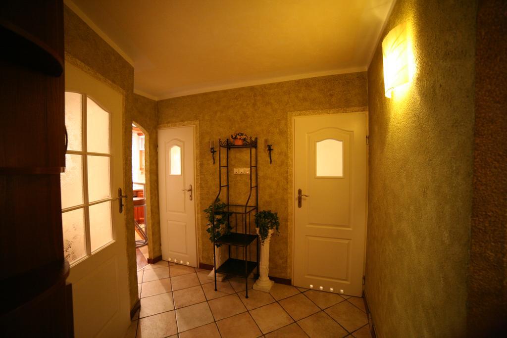 Apartamenty Podzamcze Walbrzych Ruang foto